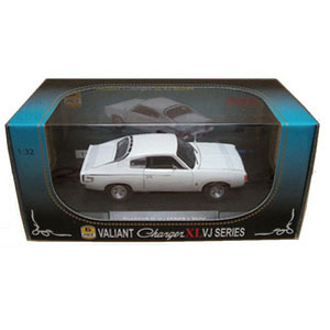 Chrysler Valiant Charger XL VJ 1:32 Arctic White